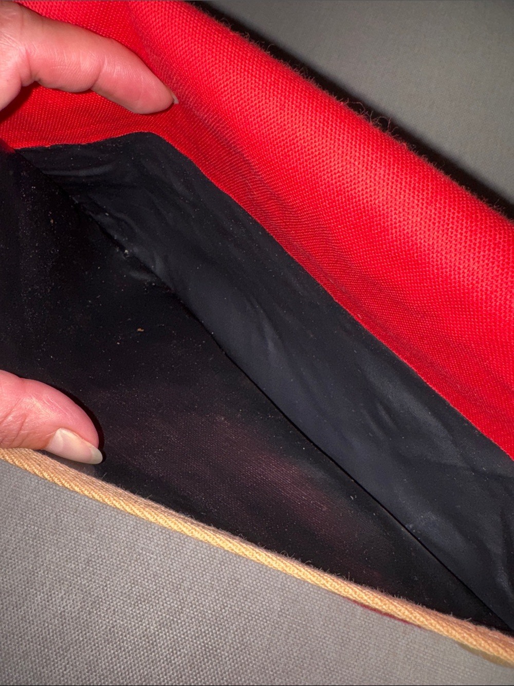 Vintage Envelope Style Clutch/Handbag-Red Cloth-Gold Tone Handles-Fold Over/Snap - Picture 9 of 17